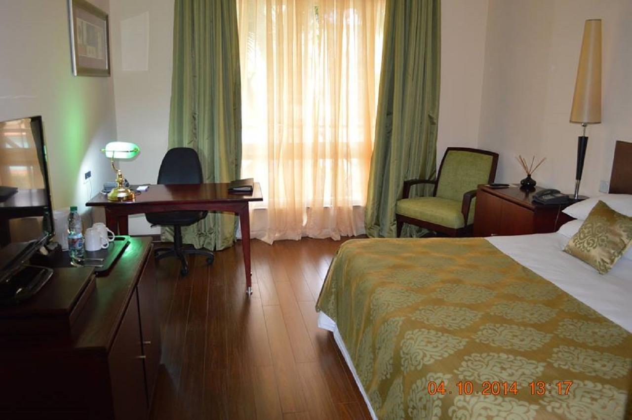 Oakwood Park Hotel Lekki Kültér fotó